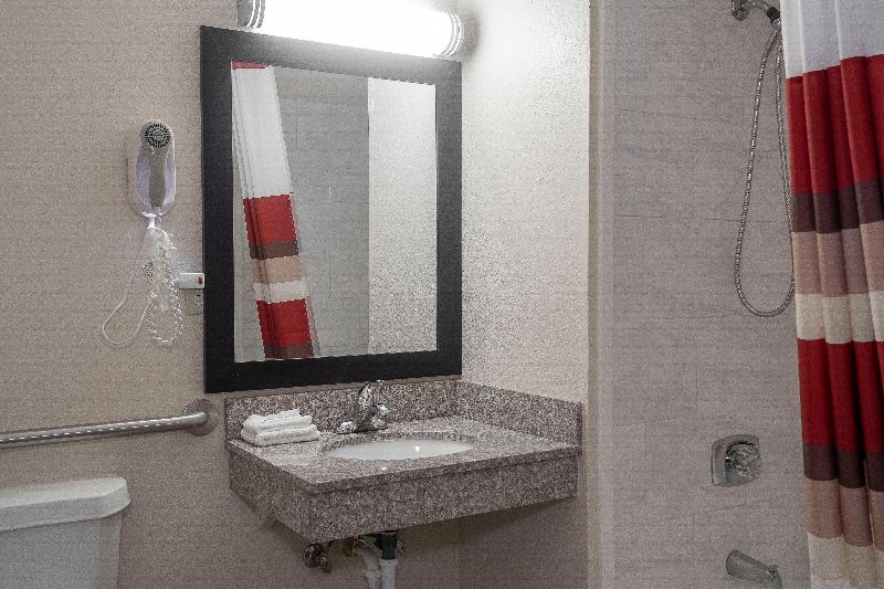 فندق Red Roof Inn Bristol