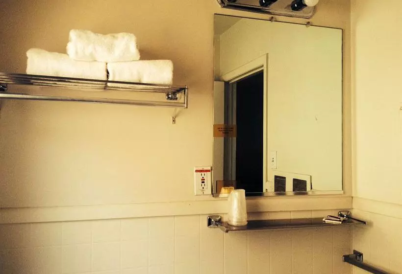 Hotelli Sun 'N' Sand Lodge