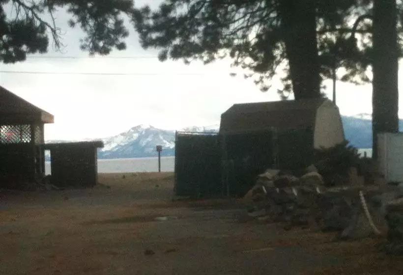 Hotelli Sun 'N' Sand Lodge