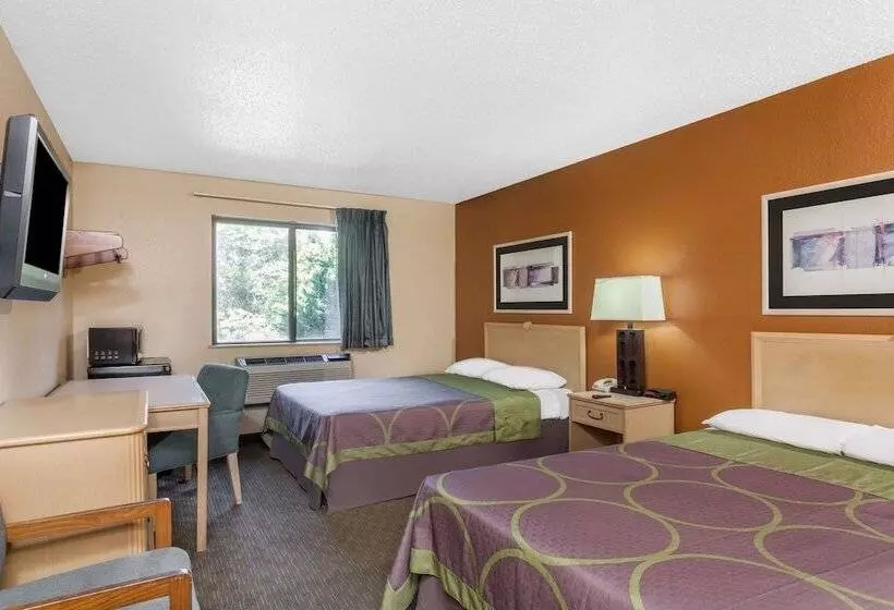 Hotelli Super 8 By Wyndham Charlotte/amusement Park Area