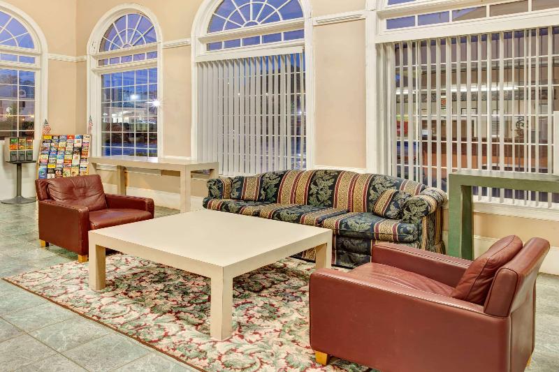 فندق Super 8 By Wyndham Marietta/west/atl Area