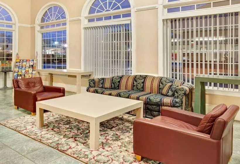 בית מלון כפרי Super 8 By Wyndham Marietta/west/atl Area