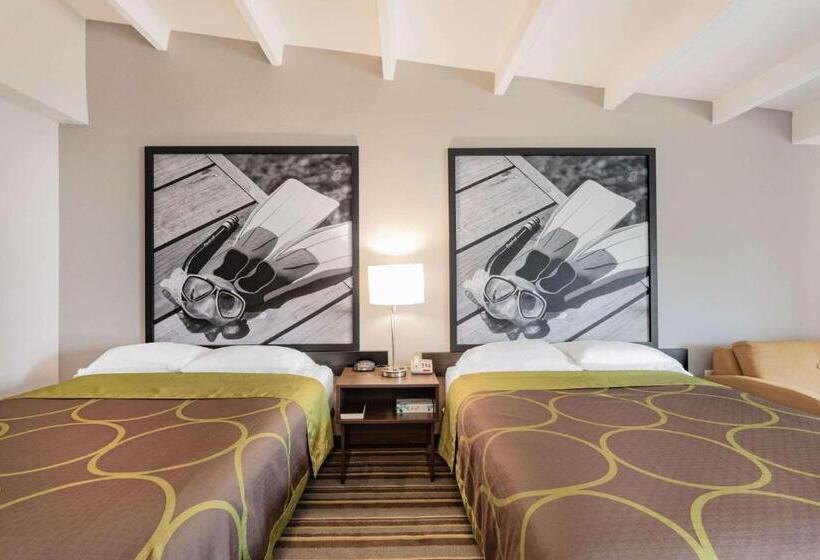 فندق Super 8 By Wyndham Melbourne