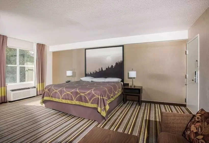 호텔 Super 8 By Wyndham Sevierville Riverside