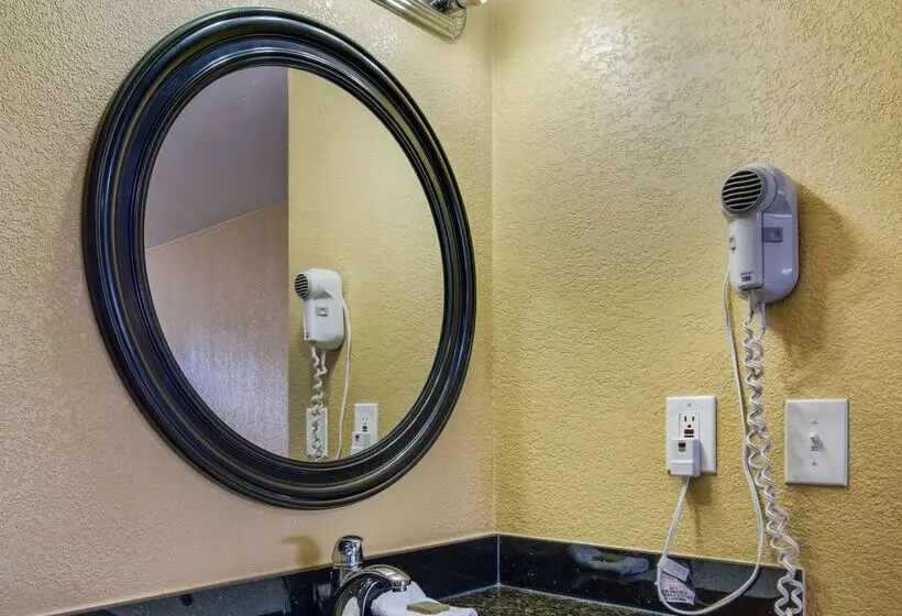 モーテル Americas Best Value Inn Richmond