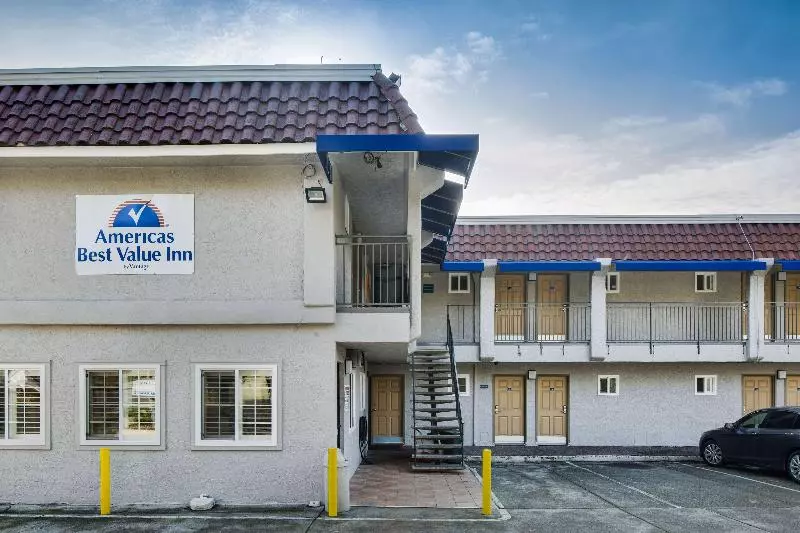 モーテル Americas Best Value Inn Richmond
