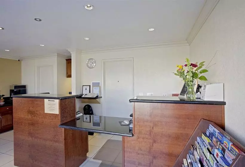 Мотель Salinas Inn