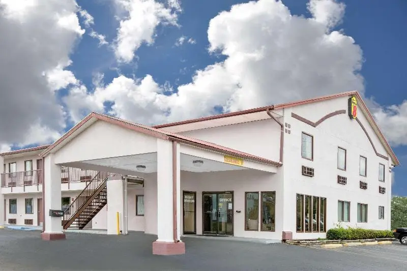 モーテル Budgetel Inn & Suites