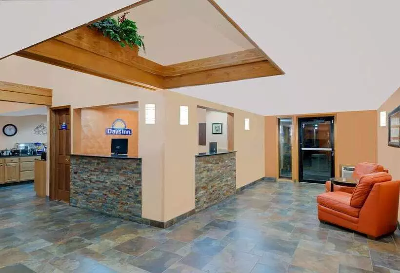 مُتل Days Inn By Wyndham Fort Dodge