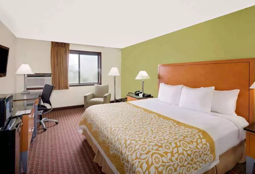 مُتل Days Inn By Wyndham Fort Dodge