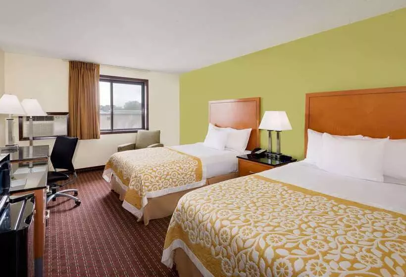 مُتل Days Inn By Wyndham Fort Dodge