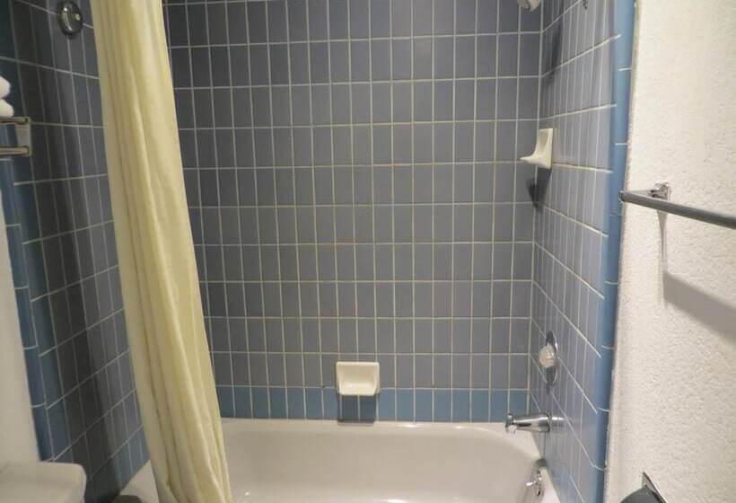 מוטל Executive Inn & Suites Sacramento