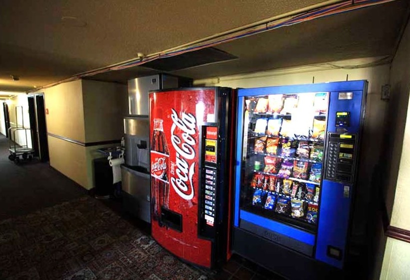 Мотель Norwood Inn Minneapolis Roseville