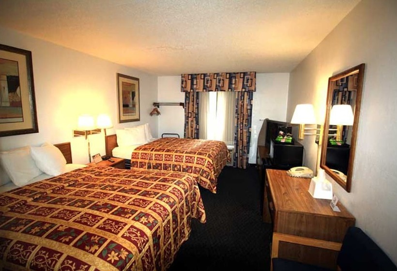 Мотель Norwood Inn Minneapolis Roseville