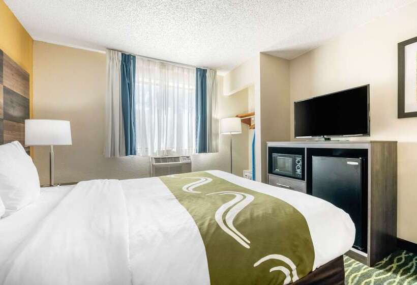 모텔 Quality Inn & Suites Leesburg Chain Of Lakes