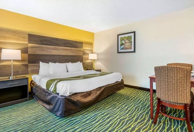 모텔 Quality Inn & Suites Leesburg Chain Of Lakes