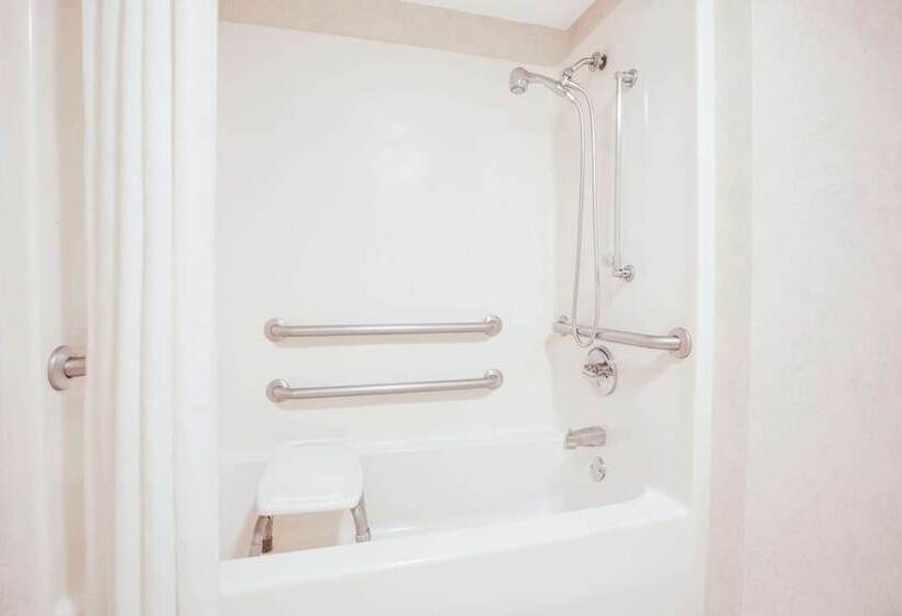 فندق على الطريق Super 8 By Wyndham Arkadelphia Caddo Valley Area