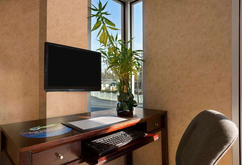 Motel Super 8 By Wyndham Austin Downtown/capitol Area