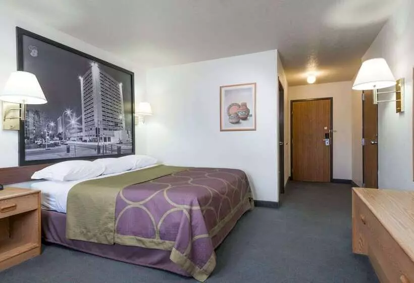 فندق على الطريق Super 8 By Wyndham Bernalillo