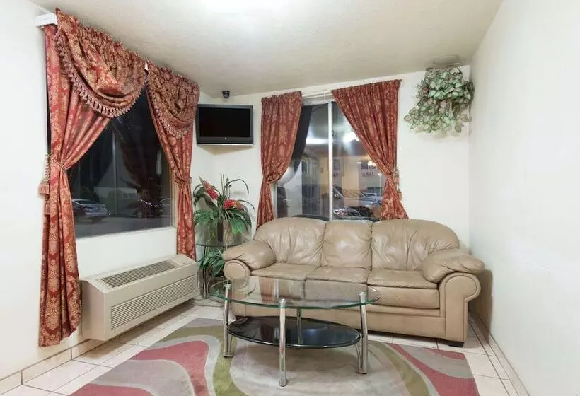 فندق على الطريق Super 8 By Wyndham Bernalillo