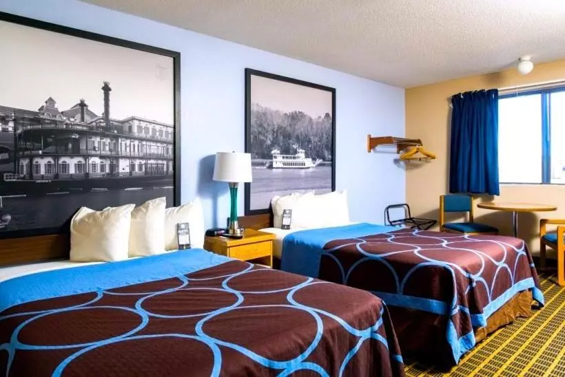 مُتل Super 8 By Wyndham Burlington