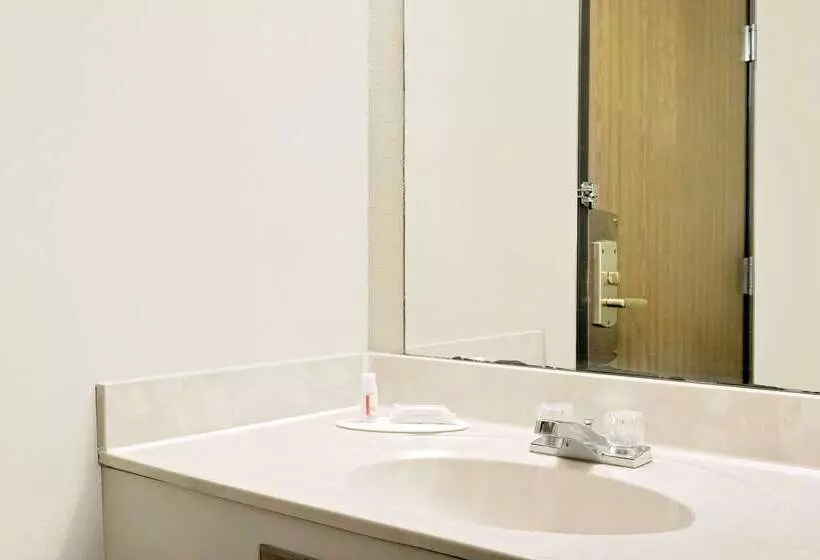 モーテル Super 8 By Wyndham Cloquet