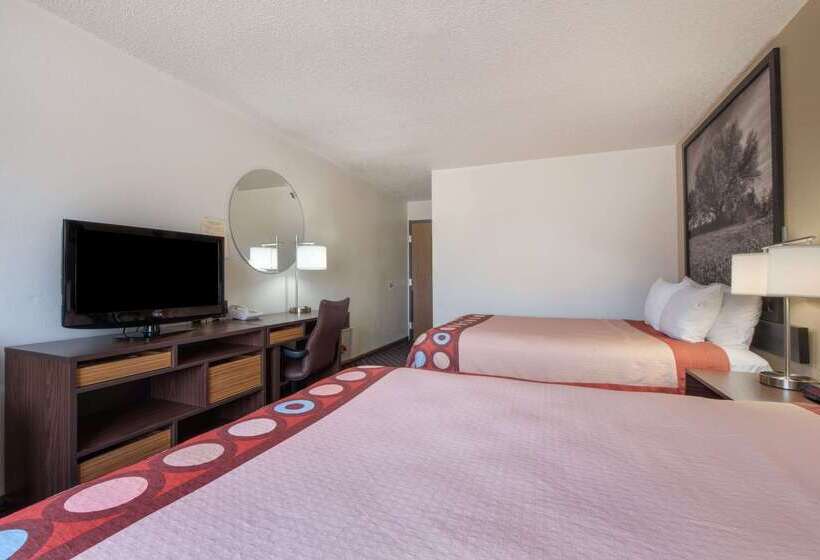 فندق على الطريق Super 8 By Wyndham College Station