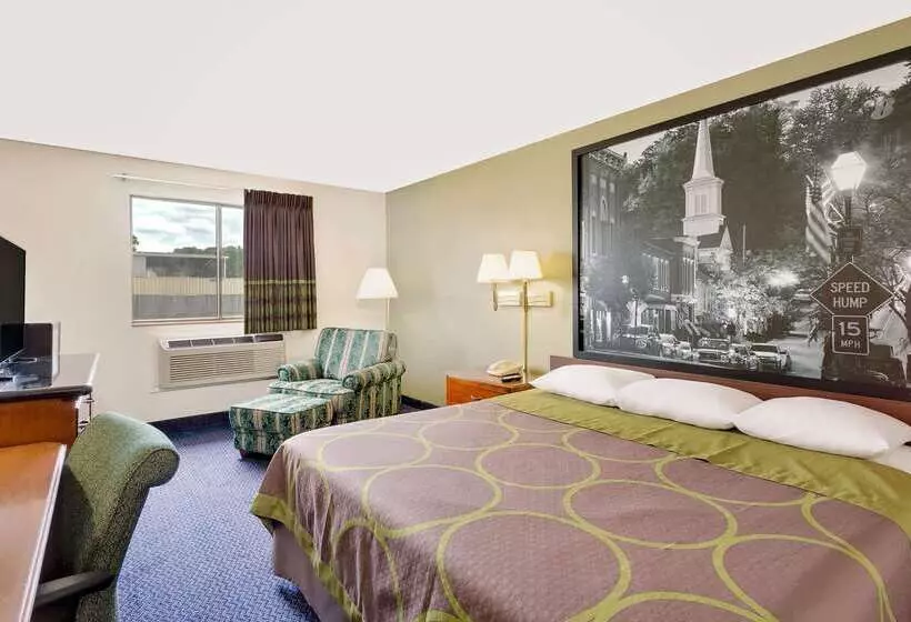 مُتل Super 8 By Wyndham Johnson City