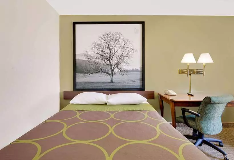 مُتل Super 8 By Wyndham Johnson City