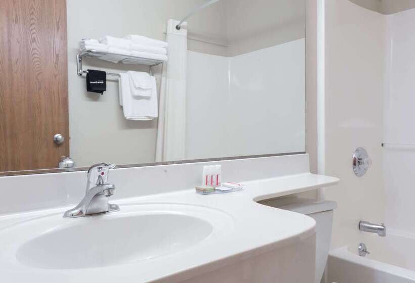 מוטל Super 8 By Wyndham Lewistown