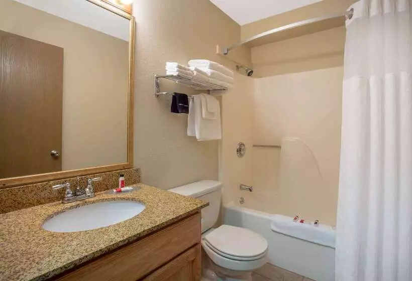 مُتل Super 8 By Wyndham Lewistown