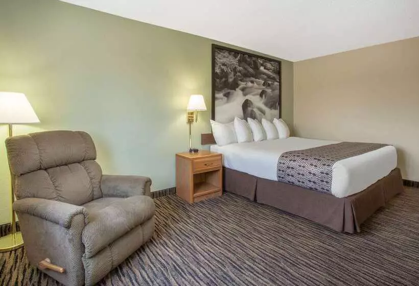 مُتل Super 8 By Wyndham Lewistown