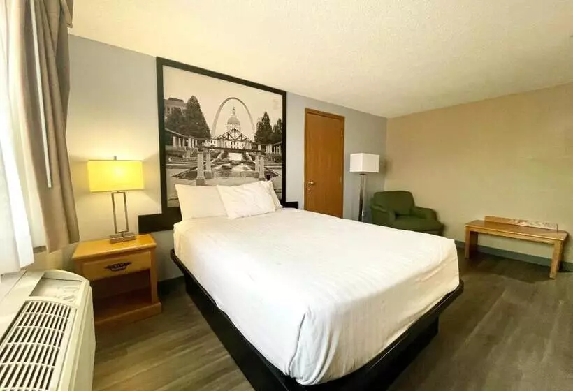 モーテル Super 8 By Wyndham St. Clair Mo
