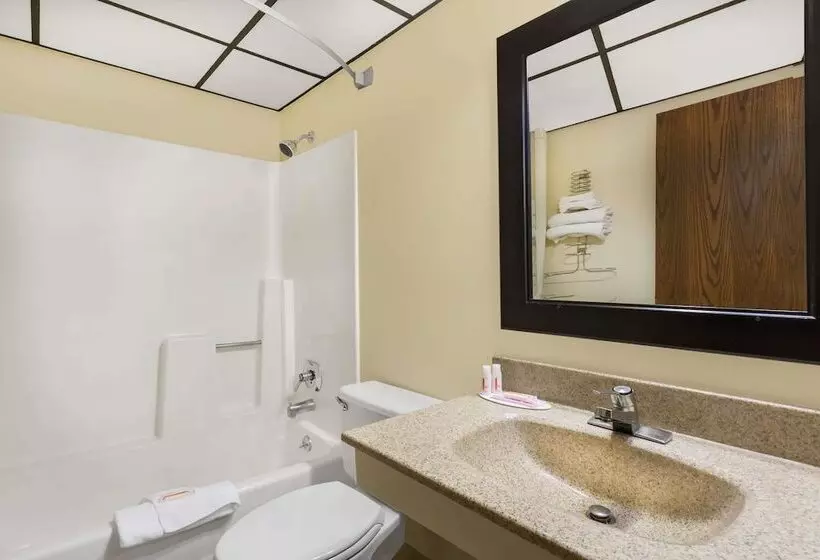 모텔 Travelodge By Wyndham Loveland/fort Collins Area