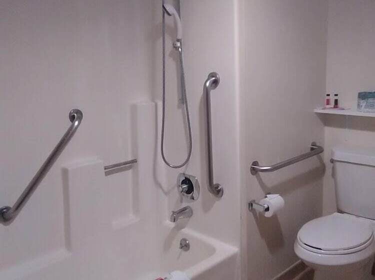 فندق على الطريق Travelodge By Wyndham Loveland/fort Collins Area