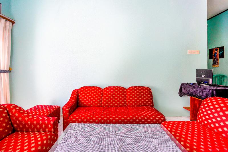 فندق Oyo 2903 Putri Residence Syariah