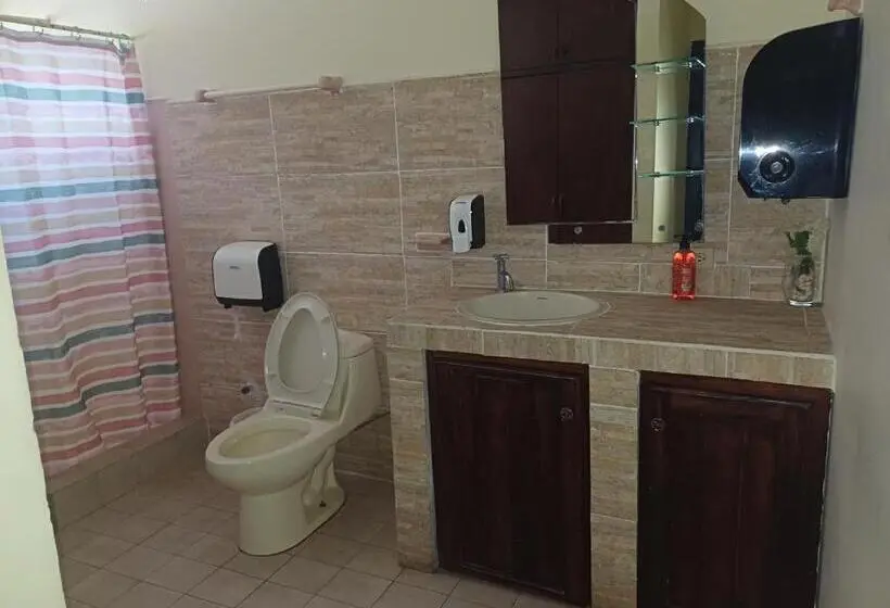 Pensione Bluerock Hostal