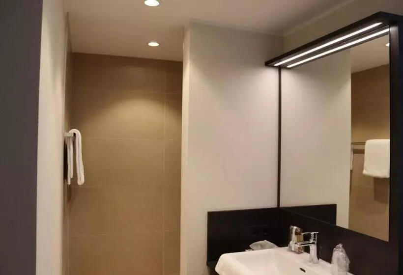 Einstein Hotel Am Römerpark