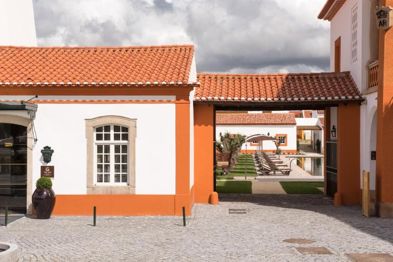 هتل Vila Gale Collection Alter Real Resort Equestre, Conference & Spa