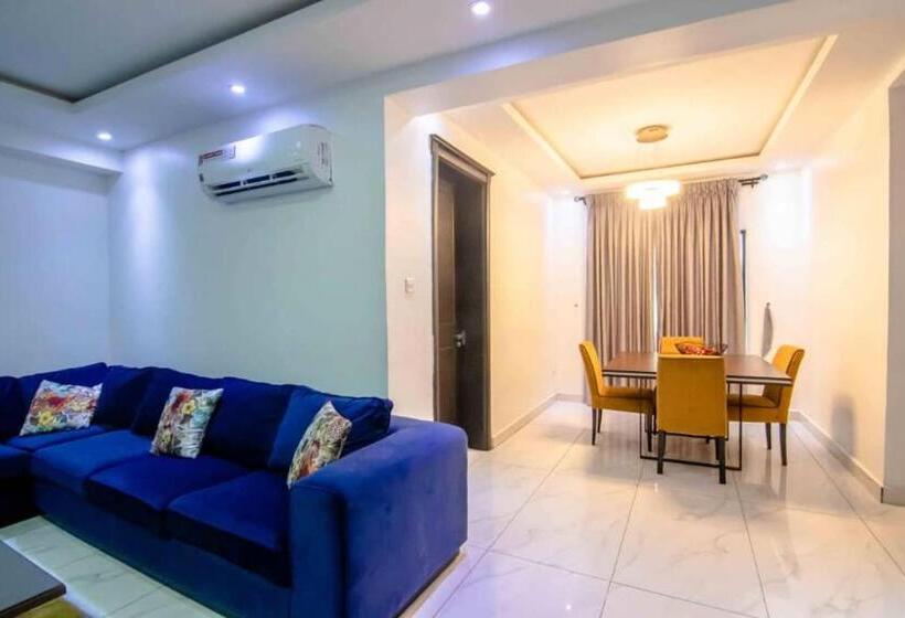 Lifestyle18 Hotel And Shortlet Apartments