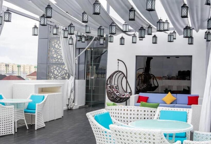 Lifestyle18 Hotel And Shortlet Apartments