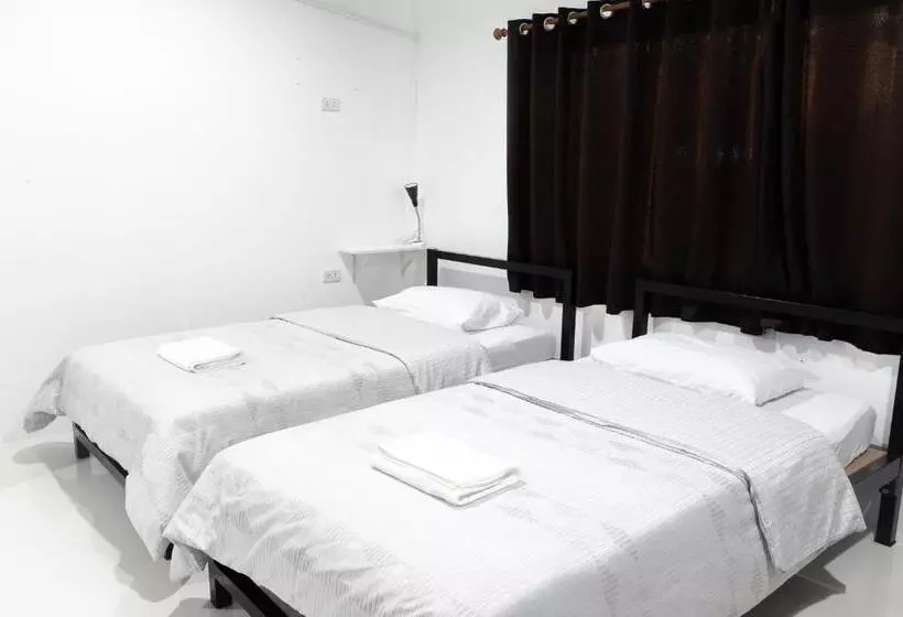 Munruk Hostel
