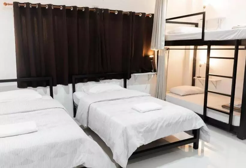 Munruk Hostel