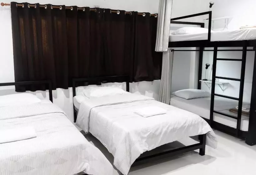 Munruk Hostel