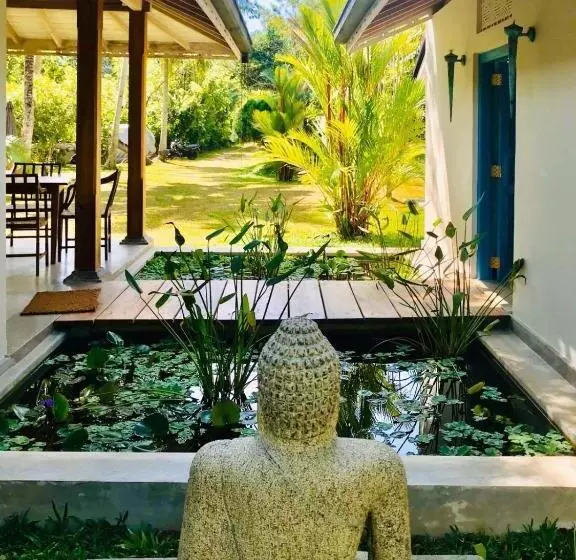 ペンション Stuthi Villa