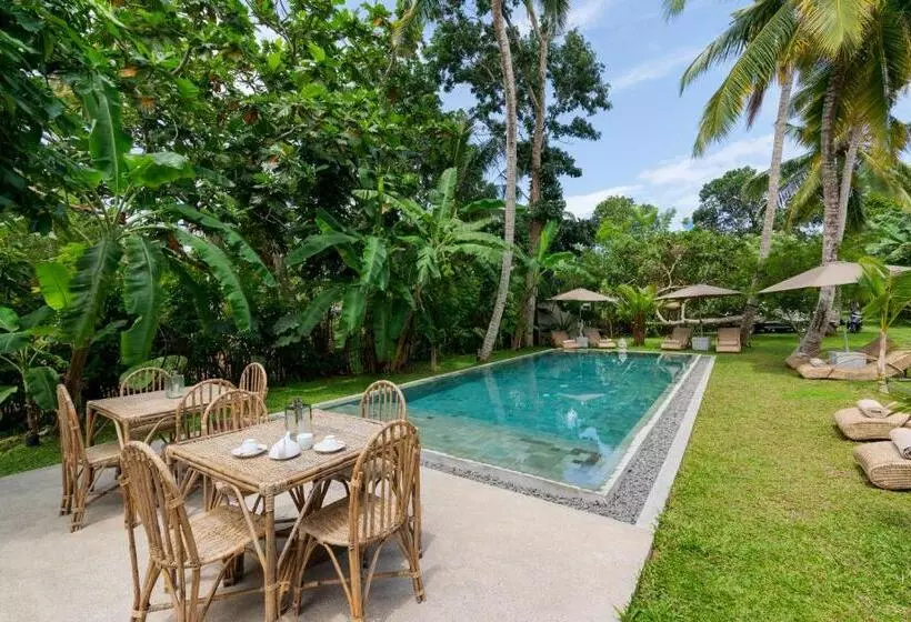 ペンション Stuthi Villa