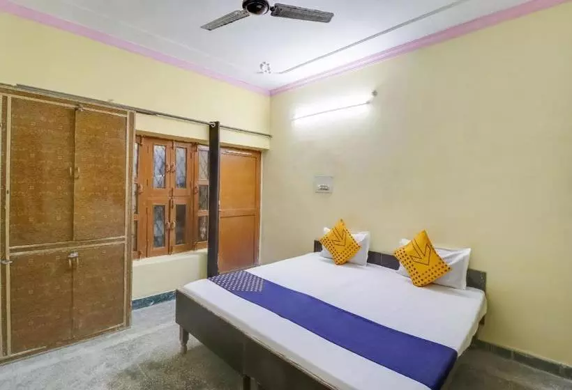 Hotelli Spot On 67673 Kataria