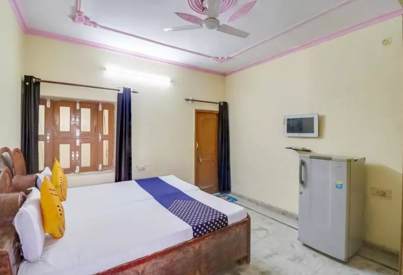 Hotelli Spot On 67673 Kataria