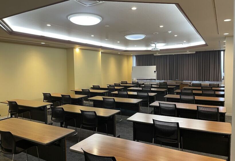 Tosei Hotel & Seminar Makuhari