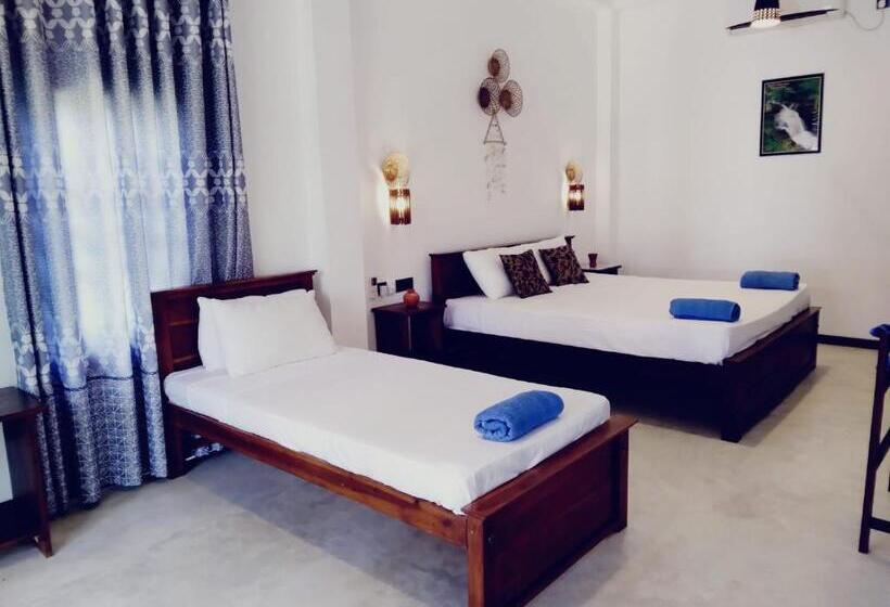 پانسیون Sweet Emotion